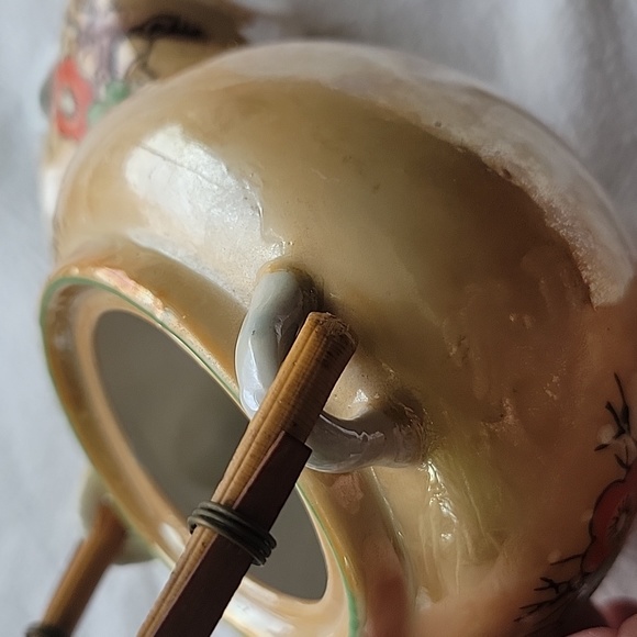Vintage Japanese Hand Painted Floral Teapot And Pitcher. Bamboo Handle. - Picture 4 of 10